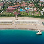 Club Turan World Select Hotel