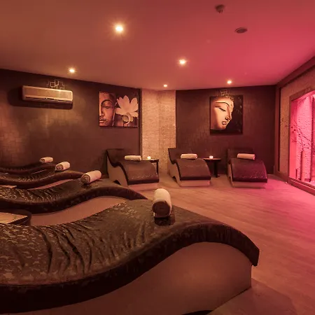 Club Turan World Select Sidé