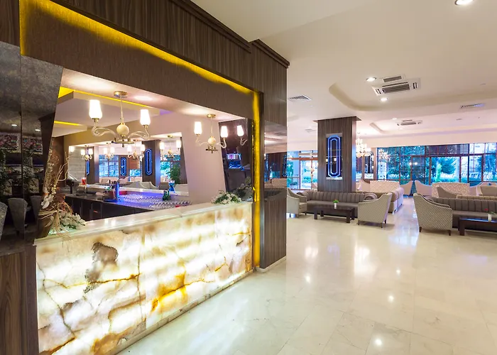 Club Turan World Select Sidé