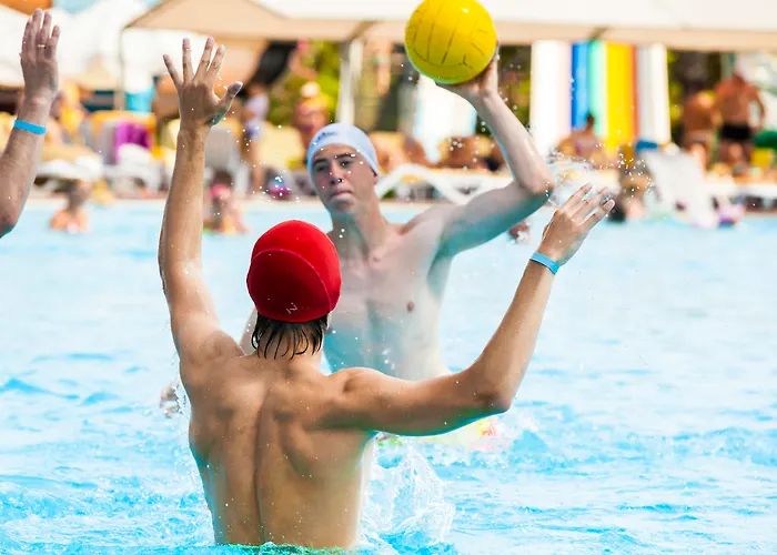 Club Turan World Select Sidé